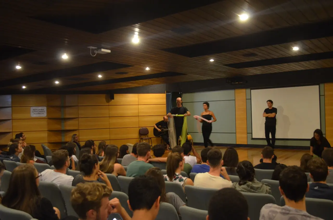 Vida EnCena - Cia de Teatro Playback 1